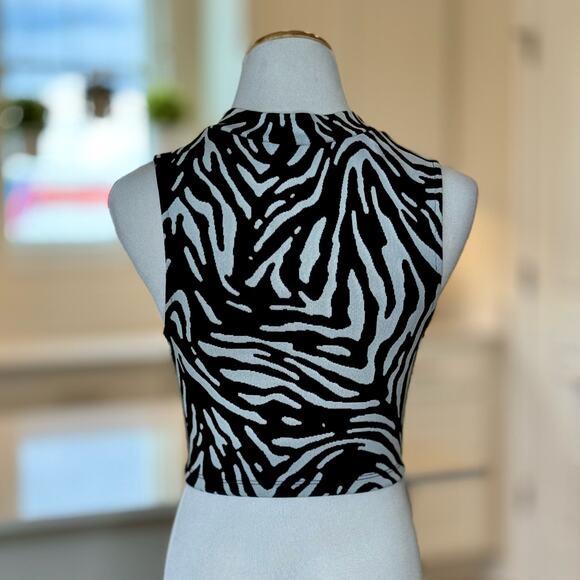 Zara | NWT Jacquard Zebra Print Crop Top - Picture 7 of 9